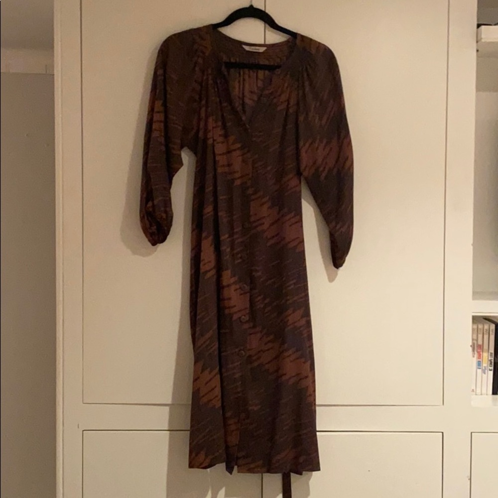 Beautiful Tucker Dress! High Quality Never worn